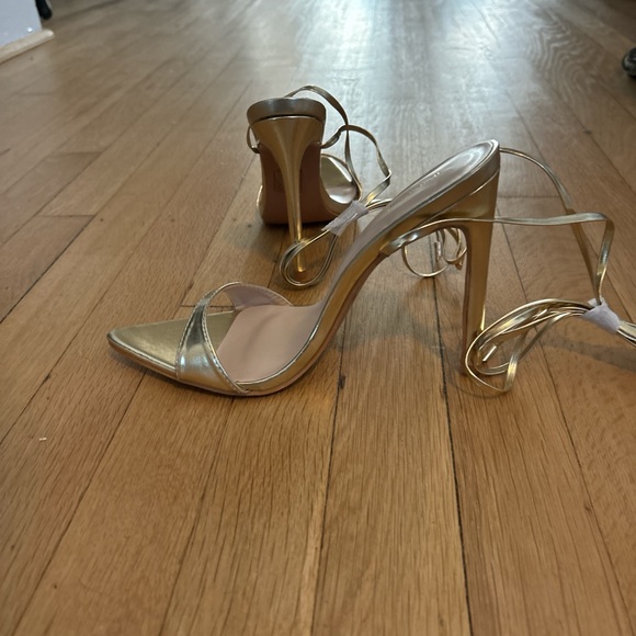 Gold lace up heels - Picture 3 of 3